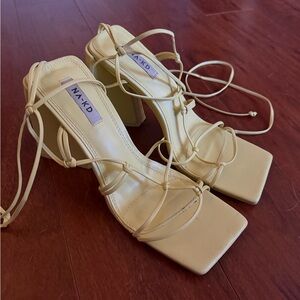 Na-kd yellow Strappy Heeled Sandals